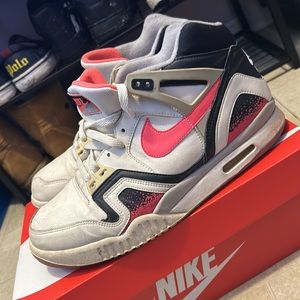 🔴SOLD🔴 NIKE AIR TECH CHALLENGE 2 "HOT LAVA" SIZE 10 (no box)
